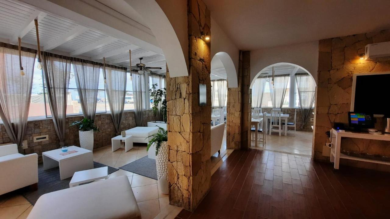 Branco Suites - Rooms & Holiday Apartments ซังตามาเรีย ภายนอก รูปภาพ