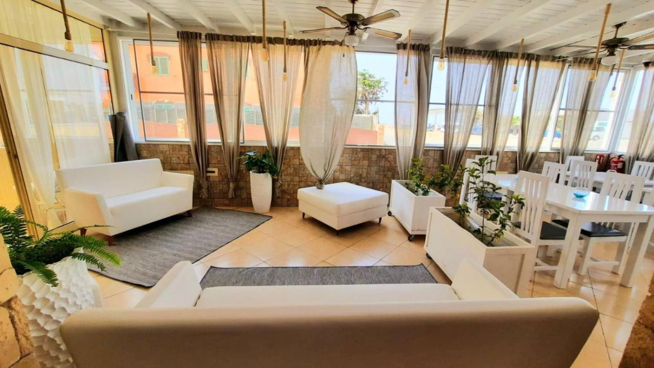 Branco Suites - Rooms & Holiday Apartments ซังตามาเรีย ภายนอก รูปภาพ