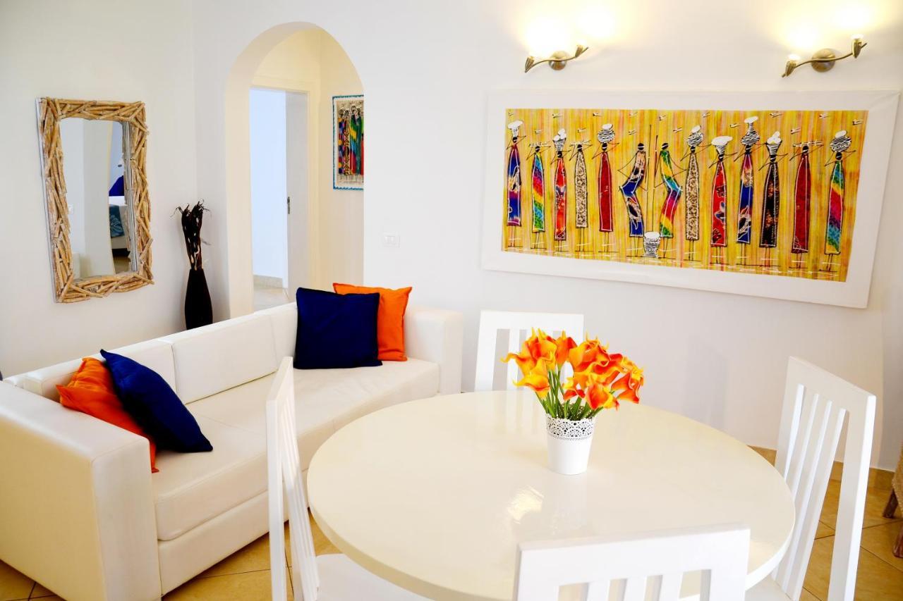 Branco Suites - Rooms & Holiday Apartments ซังตามาเรีย ภายนอก รูปภาพ